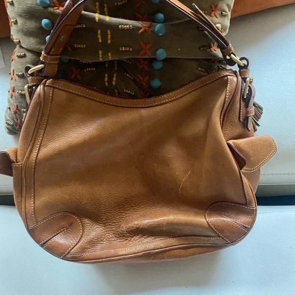 DOONEY BOURKE FLORENTINE HOBO BAG